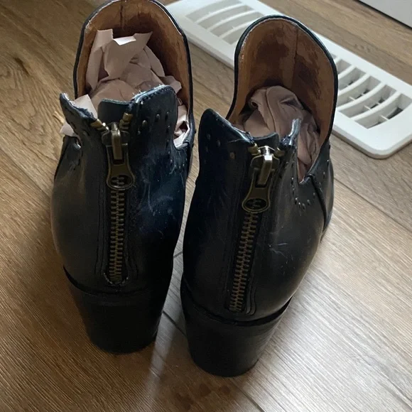 Miz Mooz Nicole Ankle Boots - Picture 4 of 14